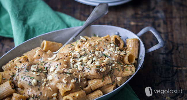 pasta vegana alla besciamella di castagne