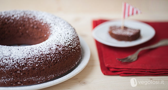 Ciambella vegana al cioccolato piccante