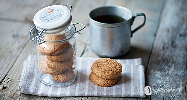 Biscotti vegani senza burro al cocco