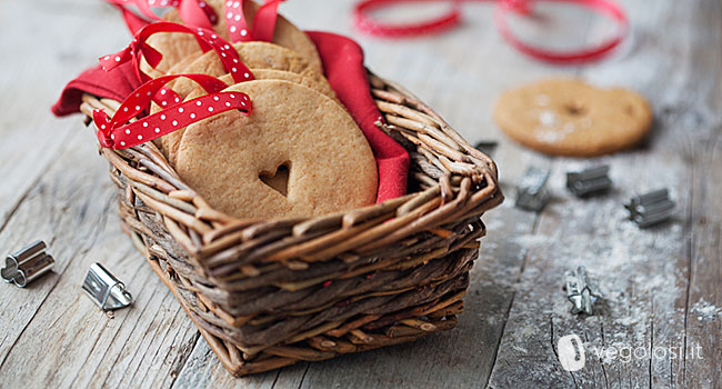 Dolci Natalizi Vegani.Biscotti Vegani Di Natale Semplici Vegolosi It