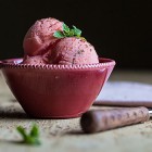 Gelato vegano all'anguria con e senza gelatiera