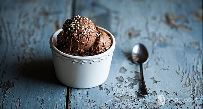 Gelato vegan cioccolato e anacardi