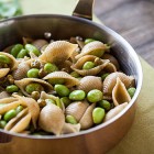 conchiglie edamame piselli