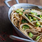 Spaghetti alla crema di ceci eritrea