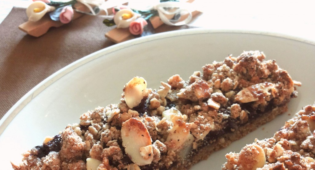 crumble bars tagliata