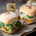 Burger vegan di riso integrale