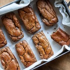 Mini plumcake ai cachi e cioccolato