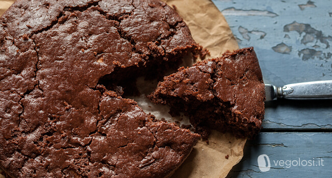 Torta vegana cioccolato e mele