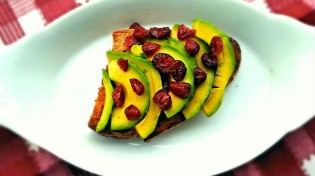 bruschetta-avocado1