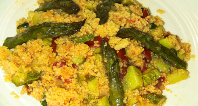 Cous cous con verdure e pomodori