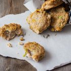 frittelle di pane con fiori di zucca