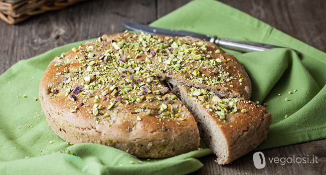 Torta integrale di mele e banane