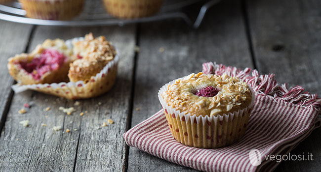 muffin vegani lamponi lime mandorle