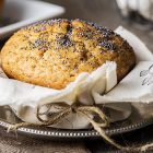 Muffin vegan al limone e semi di papavero