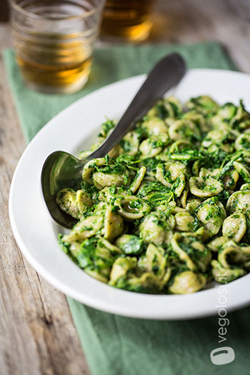 Orecchiette-cime-di-rapa-e-alghe