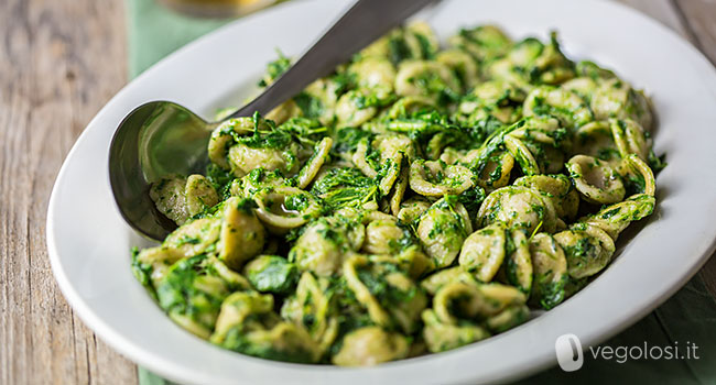 Orecchiette-cime-di-rapa