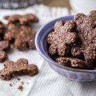 Biscotti vegani alla quinoa e cioccolato