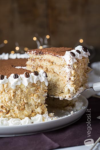torta di compleanno vegana