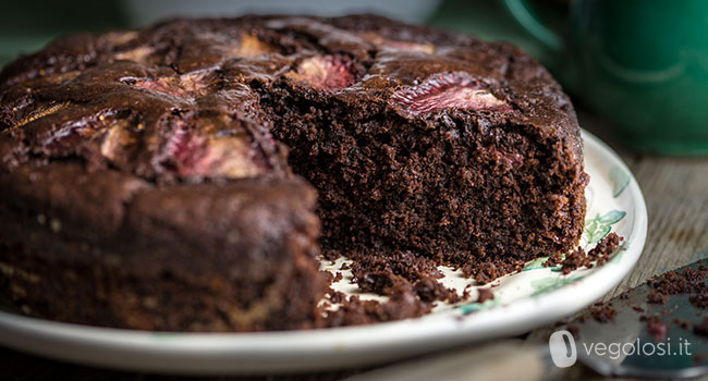 Torta fragole e cioccolato