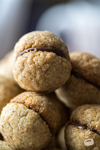 Baci Di Dama Vegan Ricette Di Dolci Vegani Vegolosi It