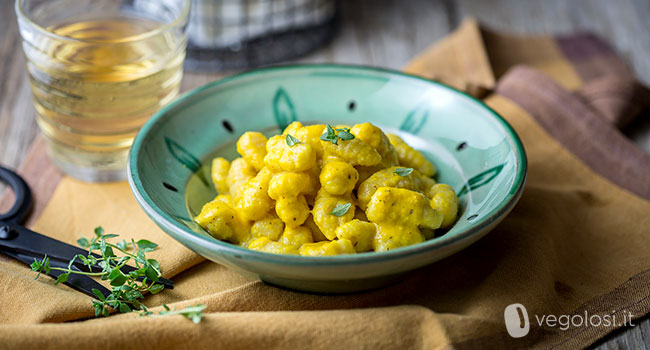 Gnocchi con farina di ceci e patate - Ricette con la farina di