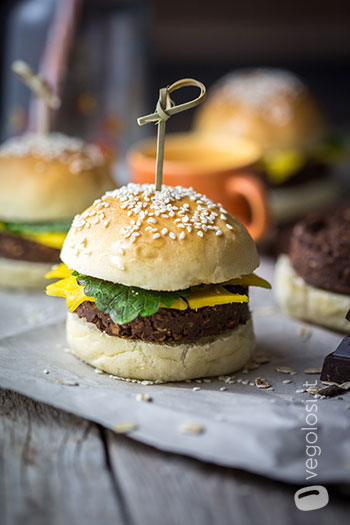 burger dolci di cioccolato e mango