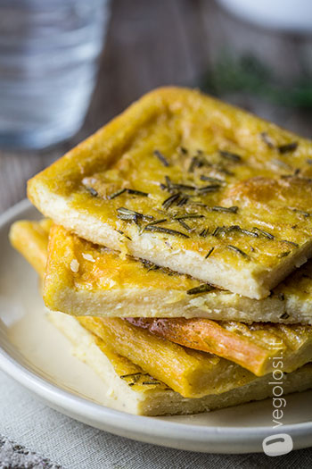 farinata con rosmarino