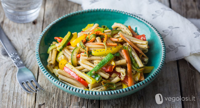 pasta fredda con verdure miste