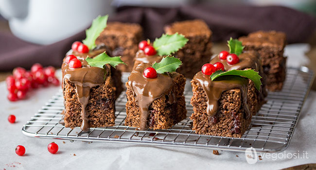 Mini tortine alle amarene e cioccolato fondente