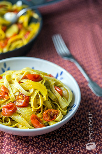 Tagliatelle integrali ai pomodorini, finocchi e zafferano