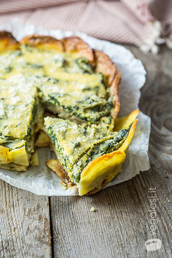 Torta salata alle cime di rapa e topinambur con base di patate