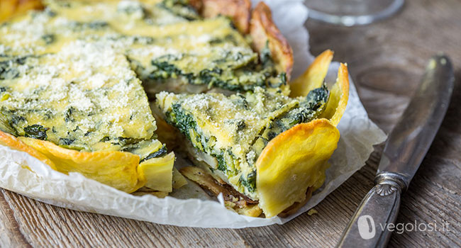 Torta salata alle cime di rapa e topinambur con base di patate