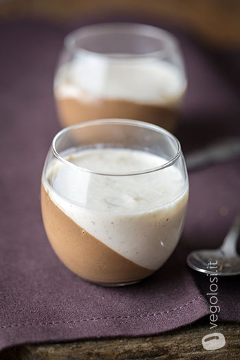 Panna cotta vegana alla vaniglia e cioccolato