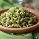 Pasta integrale al pesto di lattuga