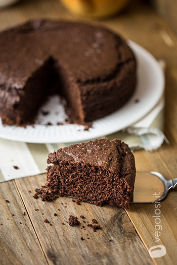 torta al cioccolato vegana