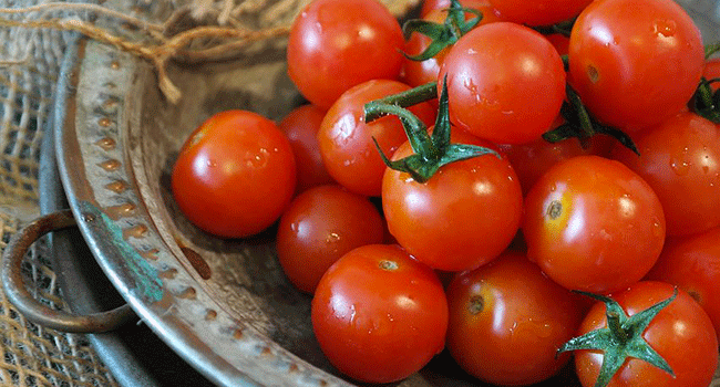 Svezzamento vegano pomodoro