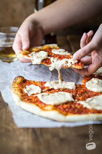 mozzarella vegana filante