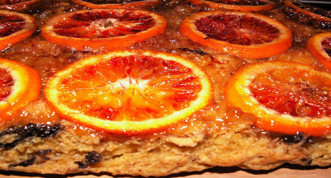 Torta agli agrumi senza uova con cioccolato fondente