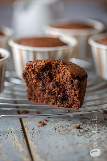 Muffin vegani senza glutine al cioccolato