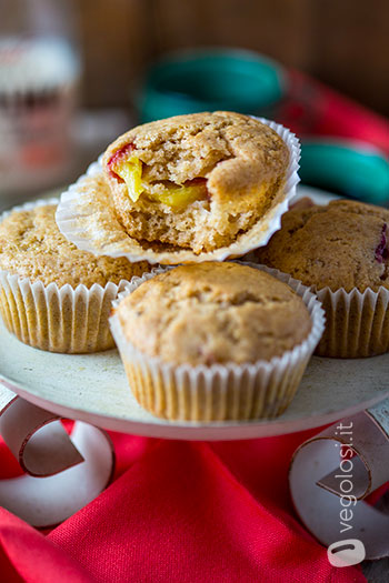 Muffin vegani alle pesche e chiodi di garofano
