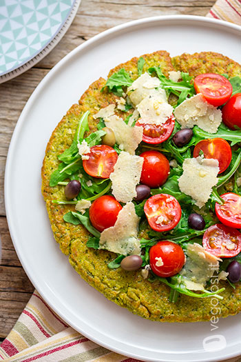 Pizza Senza Glutine Di Zucchine Ai Pomodorini E Rucola Vegolosi It