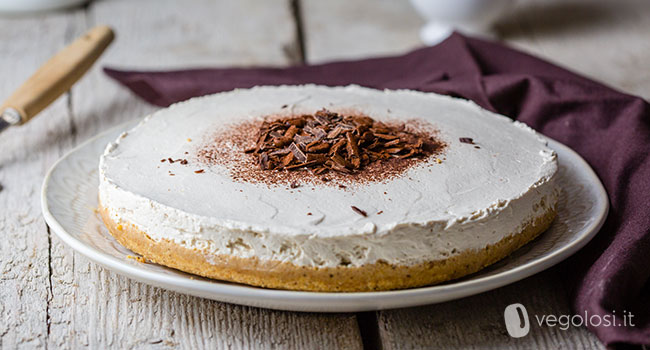 Torta fredda vegana con yogurt al caffè