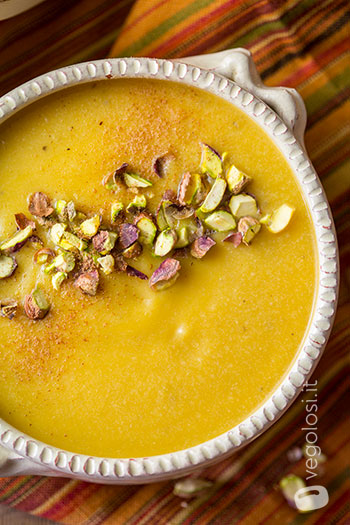 Vellutata di zucca, cavolfiore e hummus di ceci