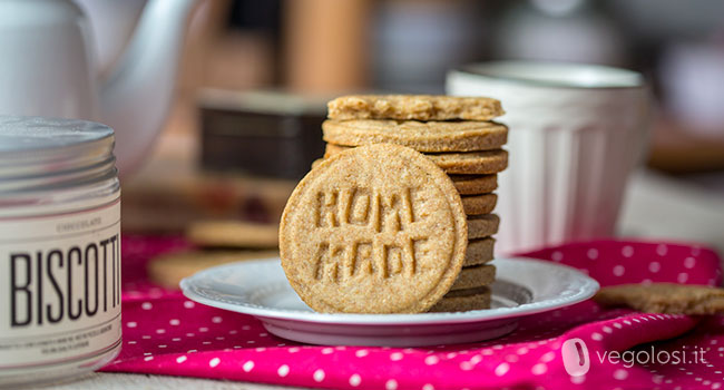 Biscotti con frolla allo yogurt vegan