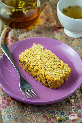 Plumcake vegano alla camomilla e lavanda