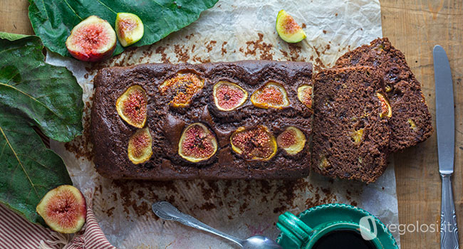 Banana bread vegan al cioccolato e fichi