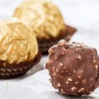 Ferrero Rocher vegan