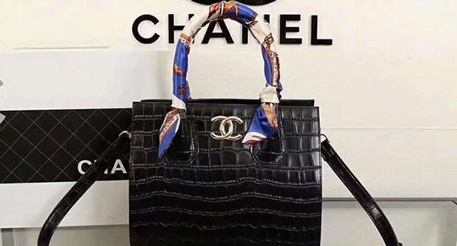 Chanel pellicce e pelli esotiche