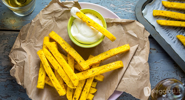 Patatine di polenta con maionese ai semi di senape