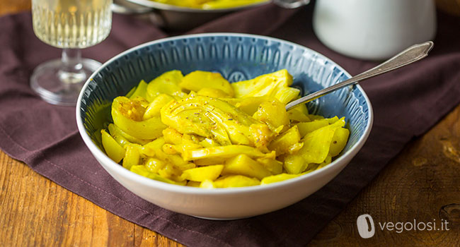 Finocchi speziati alla curcuma con patate e cipolle